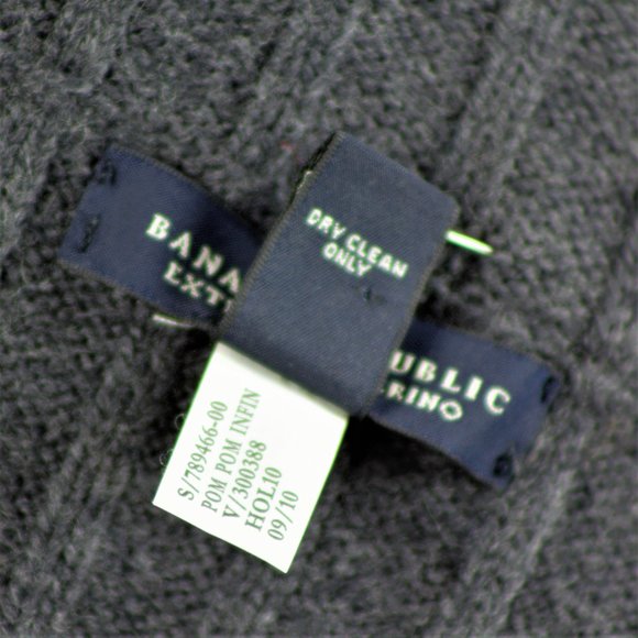 Banana Republic, New Infinity Merino Wool Scarf - Picture 14 of 14